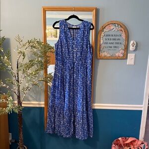 Sonoma Blue Floral V-Neck Sleeveless Dress